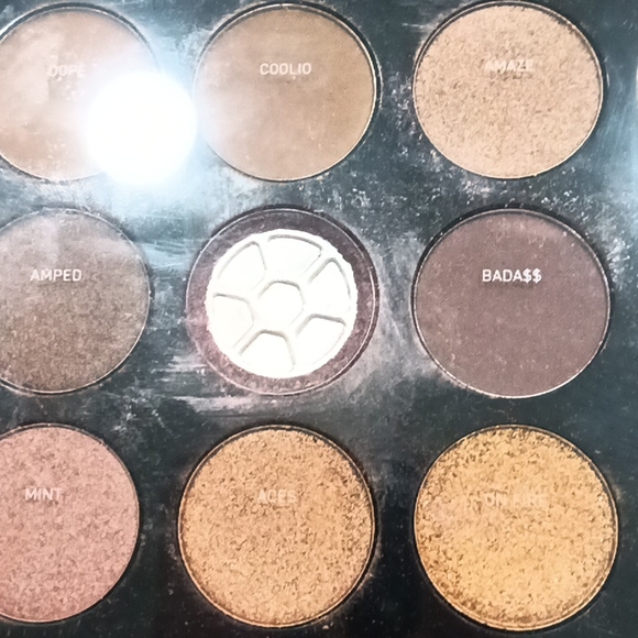 NWT Morphe eyeshadow pallette - Picture 5 of 5